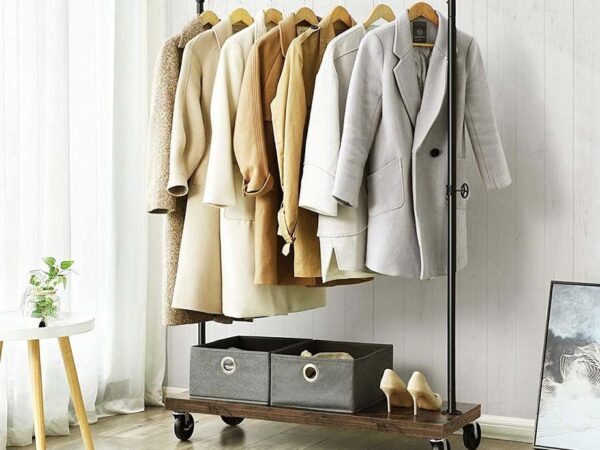 Kledingrek Op Wielen - Met Mooie Vintage Look! ...