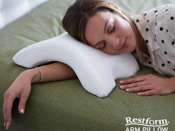 Ergonomische Restform Arm Pillow - Voor Lastige Slapers! ...