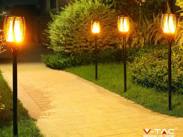 4 Stuks Solar LED Lantaarns Met Vlameffect - Solar Dus Geen Energiekosten! ...