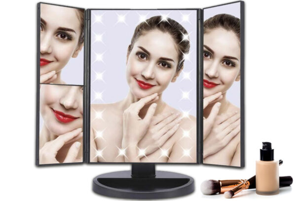 Make-up spiegel met verlichting in de sale