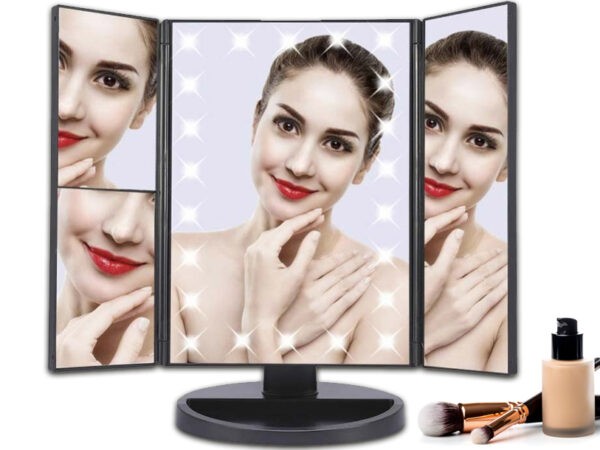 Make-up spiegel met verlichting in de sale