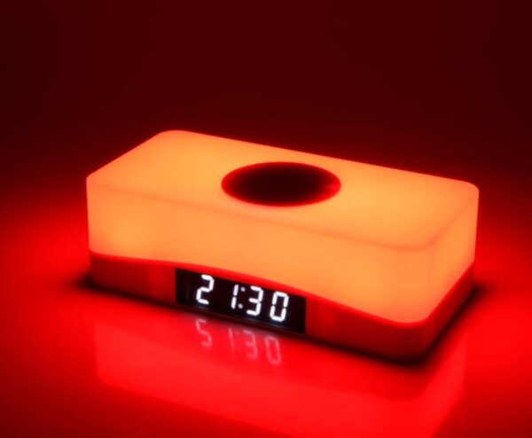 Moodlamp Met Klok En Draadloze Lader - In Diverse Kleuren In Te Stellen! ...