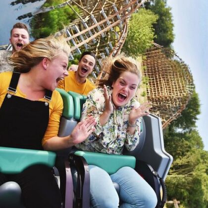 Een dag HARDGAAN in Walibi Holland